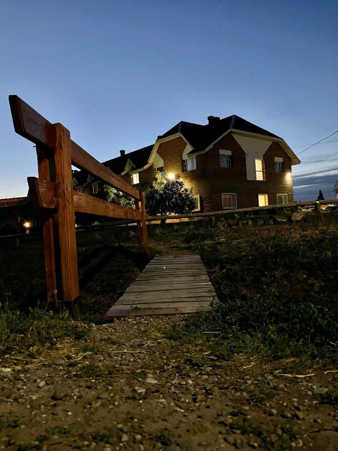 Hosteria Lago Cardiel 4*